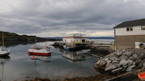 Havforskningsinstituttets feltstasjon i Porsanger, som ble åpnet den 11. september 2009. Foto: Beate Hoddevik Sunnset / Havforskningsinstituttet