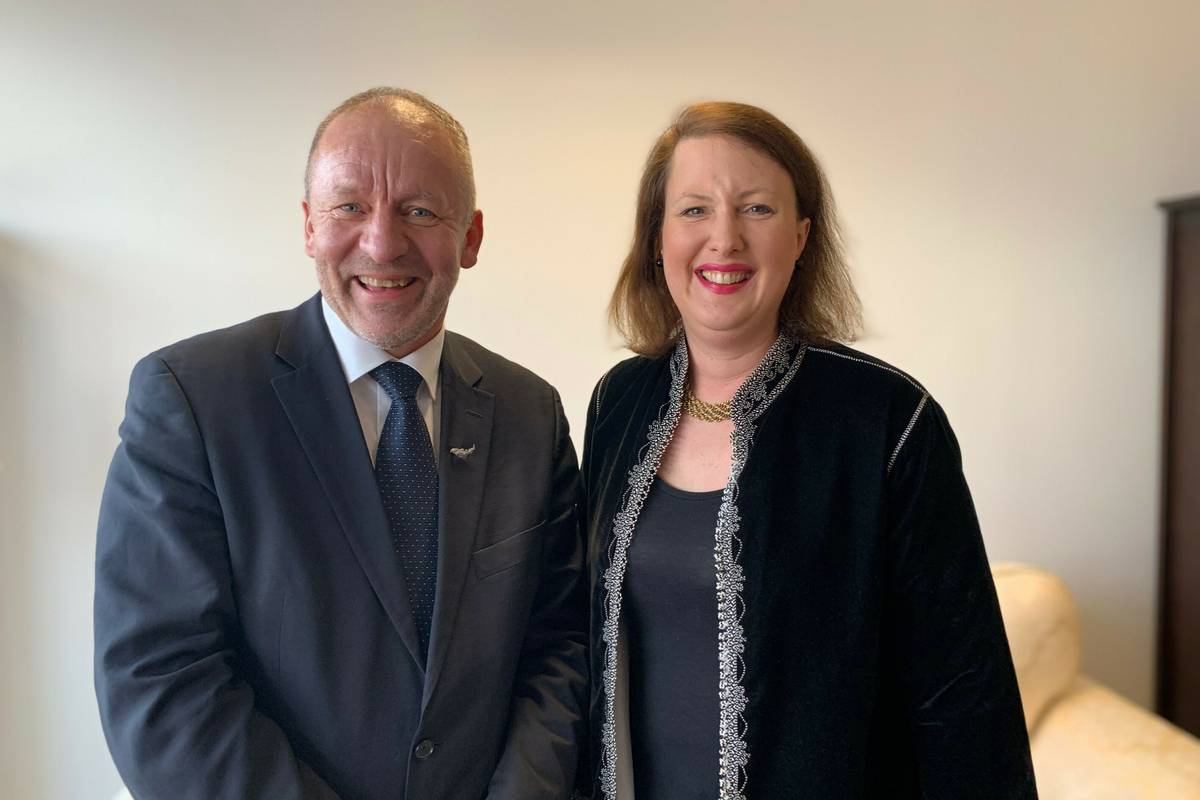 Fiskeri- og sjømatminister Geir-Inge Sivertsen møtte sin britiske kollega Victoria Prentis i London. Foto: NFD