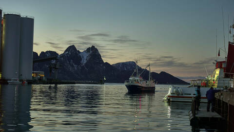 – For de fleste deler av sjømatnæringen var 2024 nok et greit år, slår Nofimas forskere fast i rapporten om sjømatnæringens ringvirkninger i 2024. Illustrasjonsfoto: Audun Iversen / Nofima